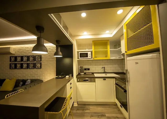 Hotel apartamentowy Ava Center