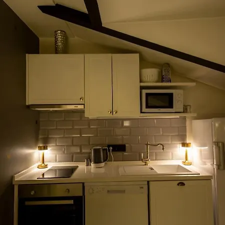 Ava Center Aparthotel