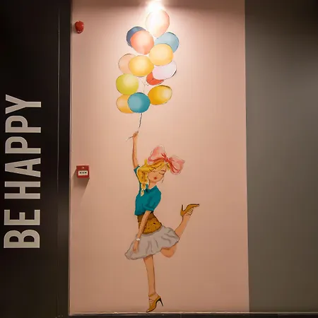 Aparthotel Ava Center 4*